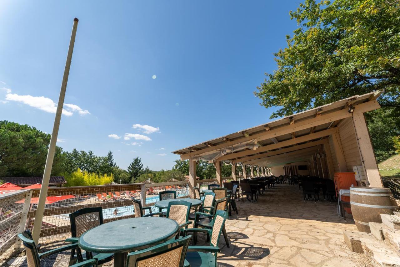 Camping Les Reflets Du Quercy Hotel Crayssac Екстериор снимка