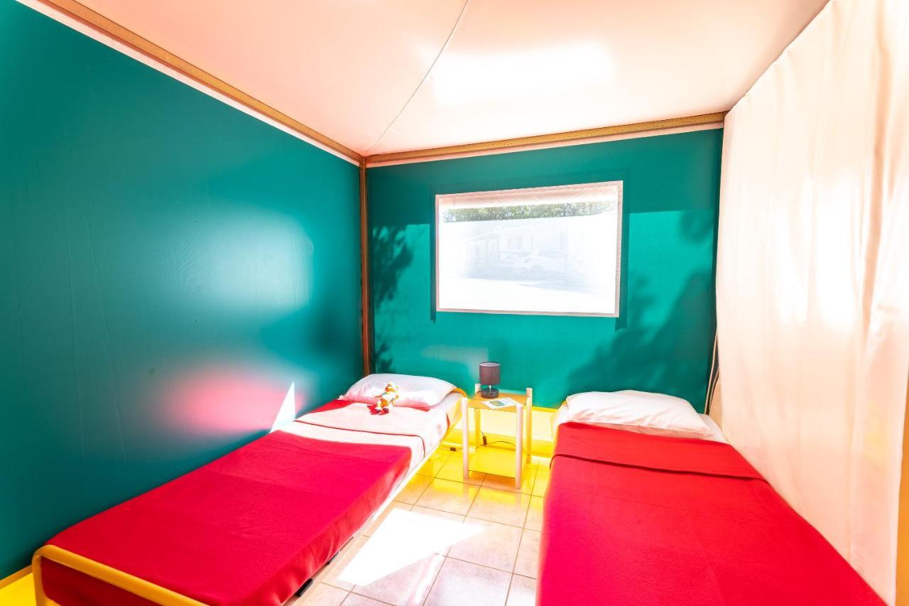 Camping Les Reflets Du Quercy Hotel Crayssac Екстериор снимка