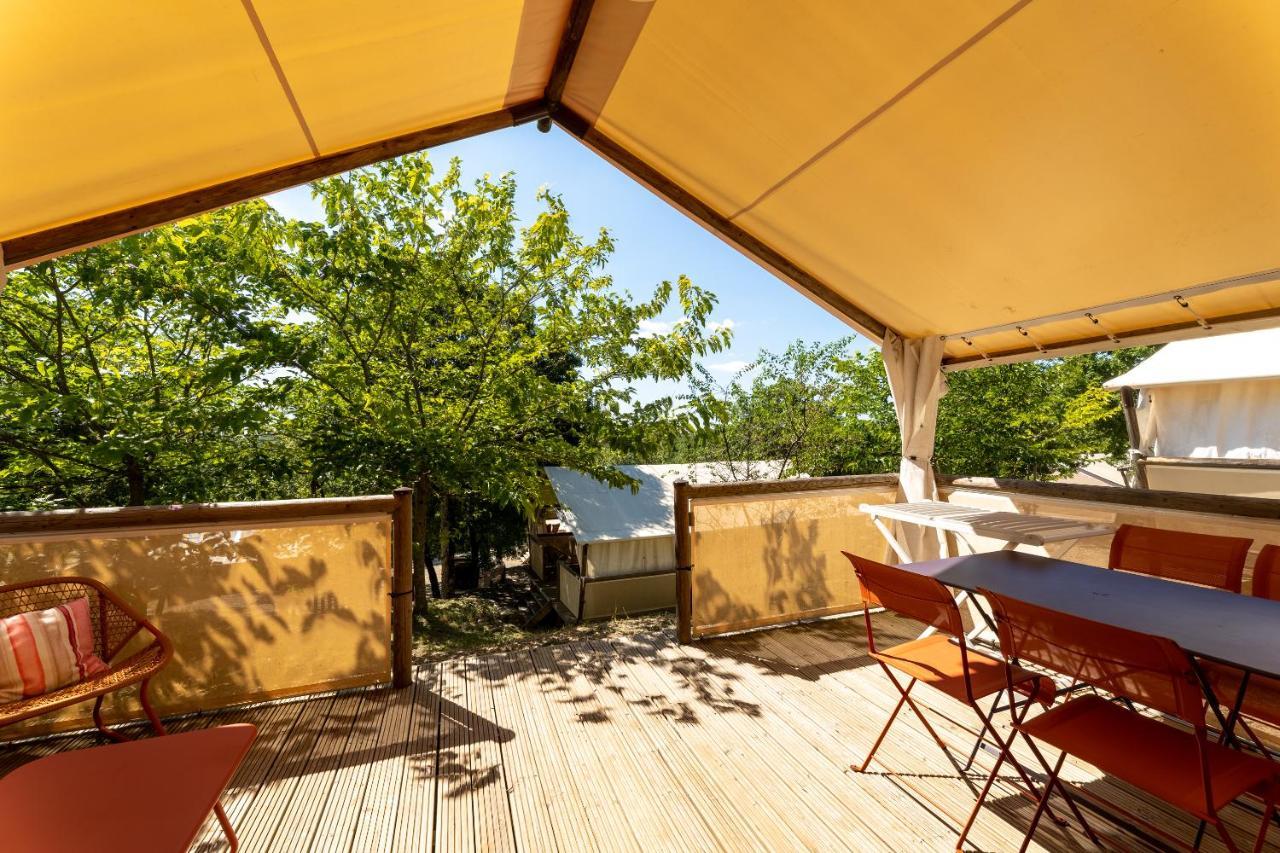 Camping Les Reflets Du Quercy Hotel Crayssac Екстериор снимка